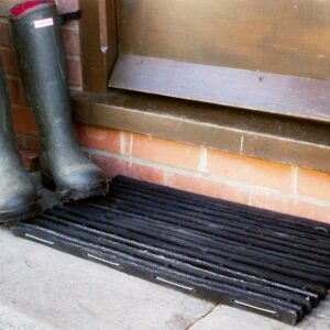 Heavy-Duty Rubber Doormat - Rhino Tyre Recycled - 64 x 38 x 2.5cm - Black - RTM010002