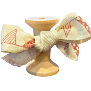 No 236 – Natural Bamboo Bunting in Red 25mm